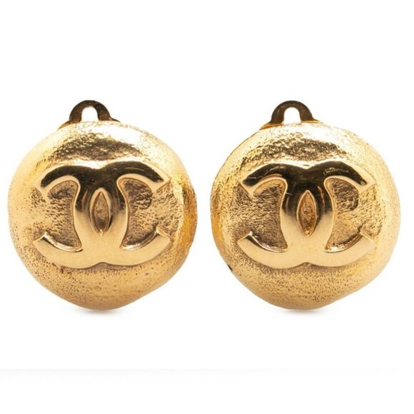 CHANEL CC Logos Round Clip-On Earrings Gold Tone 29 Auth w/Box #9186 - Picture 1 of 4